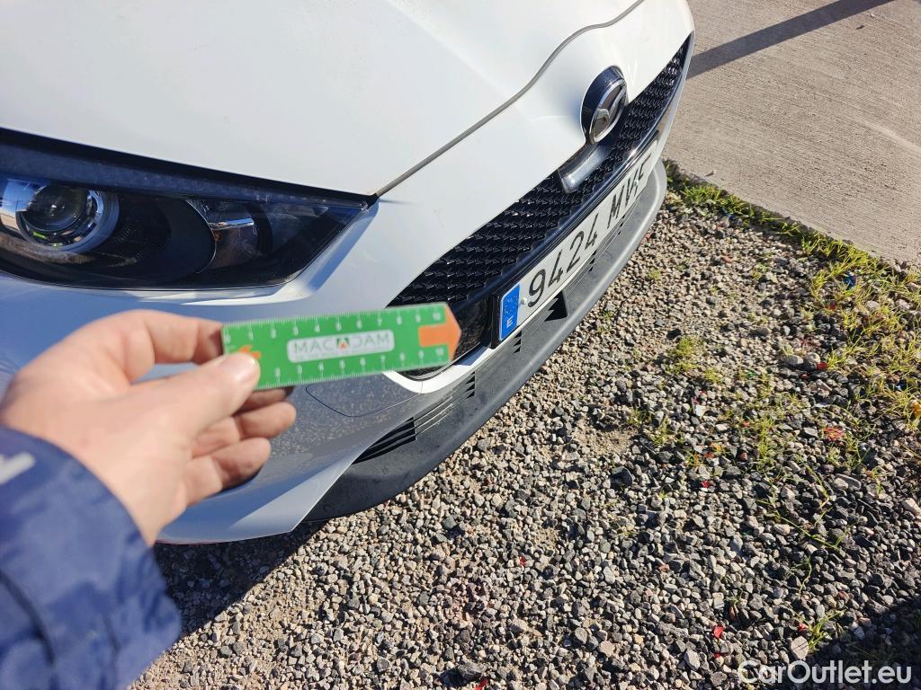  Mazda  2  MAZDA Mazda/ 2019 / 5P / berlina con portón 1.5 85 kW (116 CV) CVT Centre-line #12