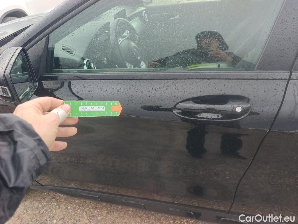  Mercedes  GLA MERCEDES-BENZ CLASE  5p 1G todoterreno  220 d #11