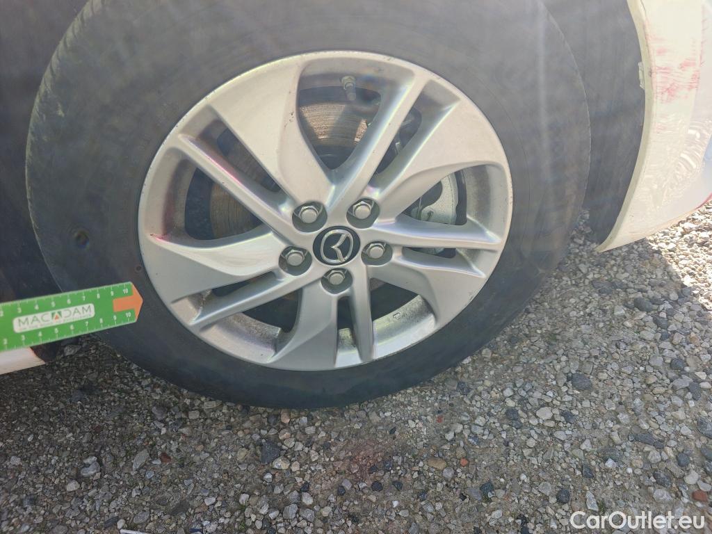  Mazda  2  MAZDA Mazda/ 2019 / 5P / berlina con portón 1.5 85 kW (116 CV) CVT Centre-line #18