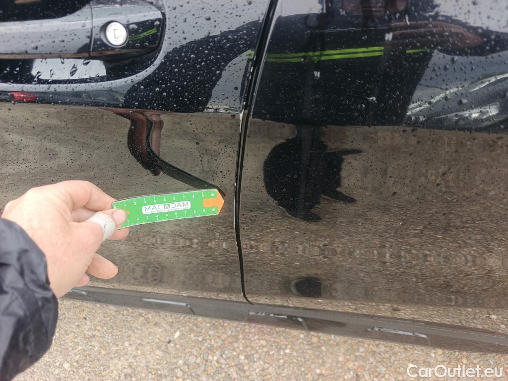  Mercedes  GLA MERCEDES-BENZ CLASE  5p 1G todoterreno  220 d #12