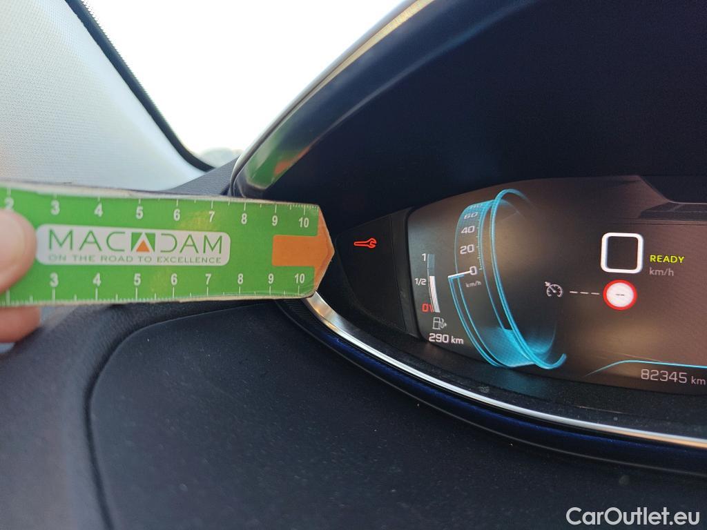  Peugeot  3008 PEUGEOT  Hybrid / 2020 / 5P / todoterreno 225 e-EAT8 Allure (AC2) #28