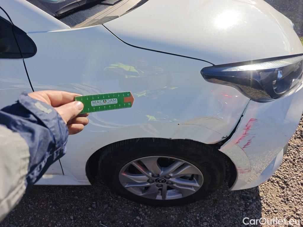  Mazda  2  MAZDA Mazda/ 2019 / 5P / berlina con portón 1.5 85 kW (116 CV) CVT Centre-line #1