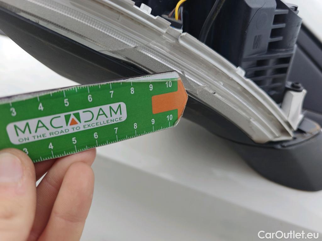  Land Rover  Discovery SEAT Nuevo León / 2020 / 5P / berlina con portón 2.0 TDI 85kW S&S Style Go (AC3) #18