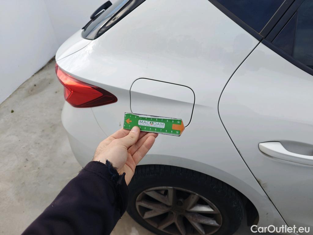  Land Rover  Discovery SEAT Nuevo León / 2020 / 5P / berlina con portón 2.0 TDI 85kW S&S Style Go (AC3) #21