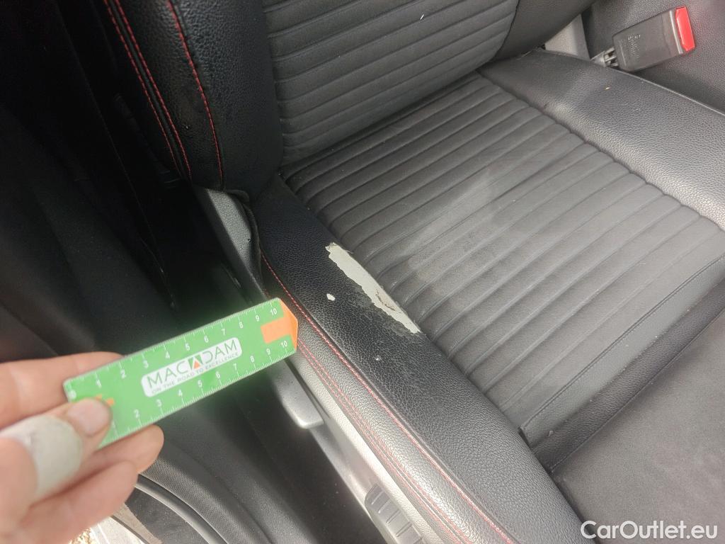  Mercedes  GLA MERCEDES-BENZ CLASE  5p 1G todoterreno  220 d #19