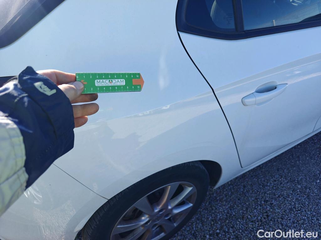  Opel  Corsa OPEL  / 2019 / 5P / berlina con portón 1.2T XHL 74kW (100CV) Edition #19