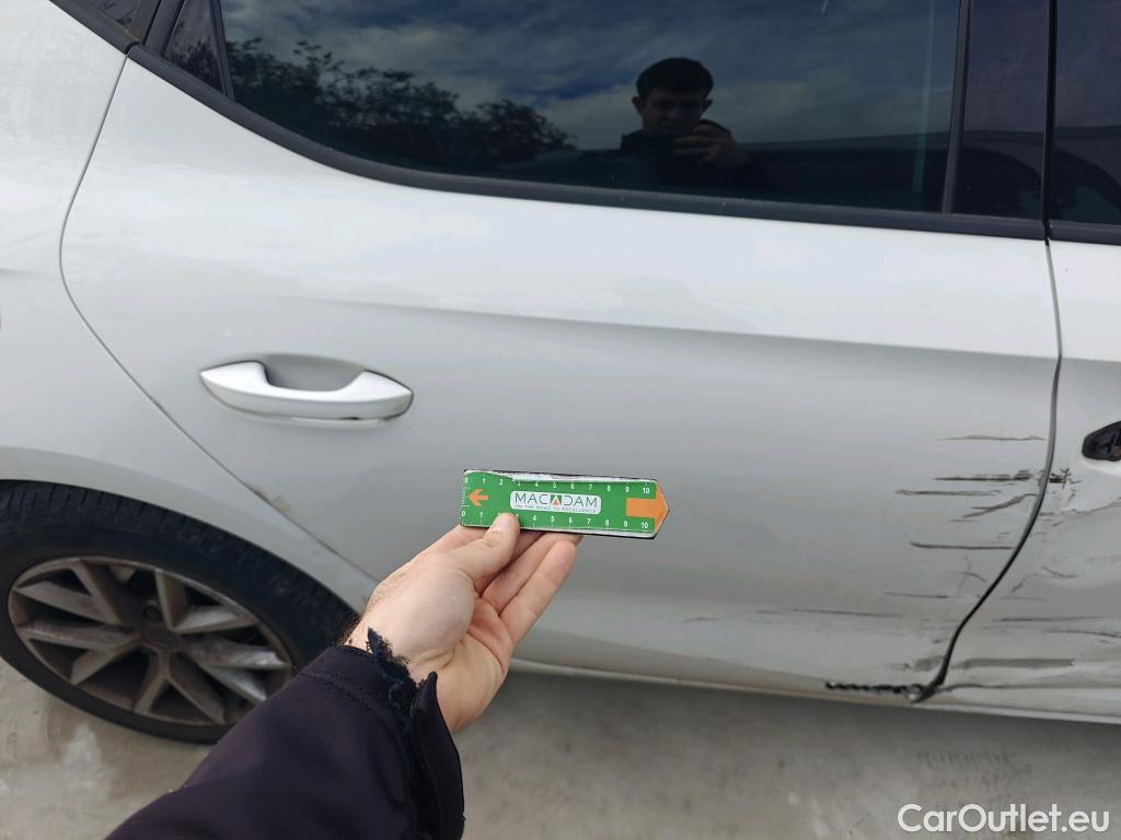  Land Rover  Discovery SEAT Nuevo León / 2020 / 5P / berlina con portón 2.0 TDI 85kW S&S Style Go (AC3) #7