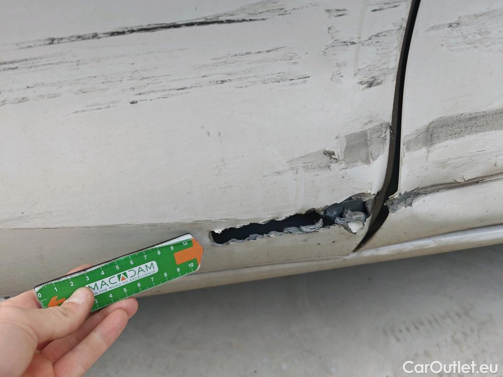  Land Rover  Discovery SEAT Nuevo León / 2020 / 5P / berlina con portón 2.0 TDI 85kW S&S Style Go (AC3) #8