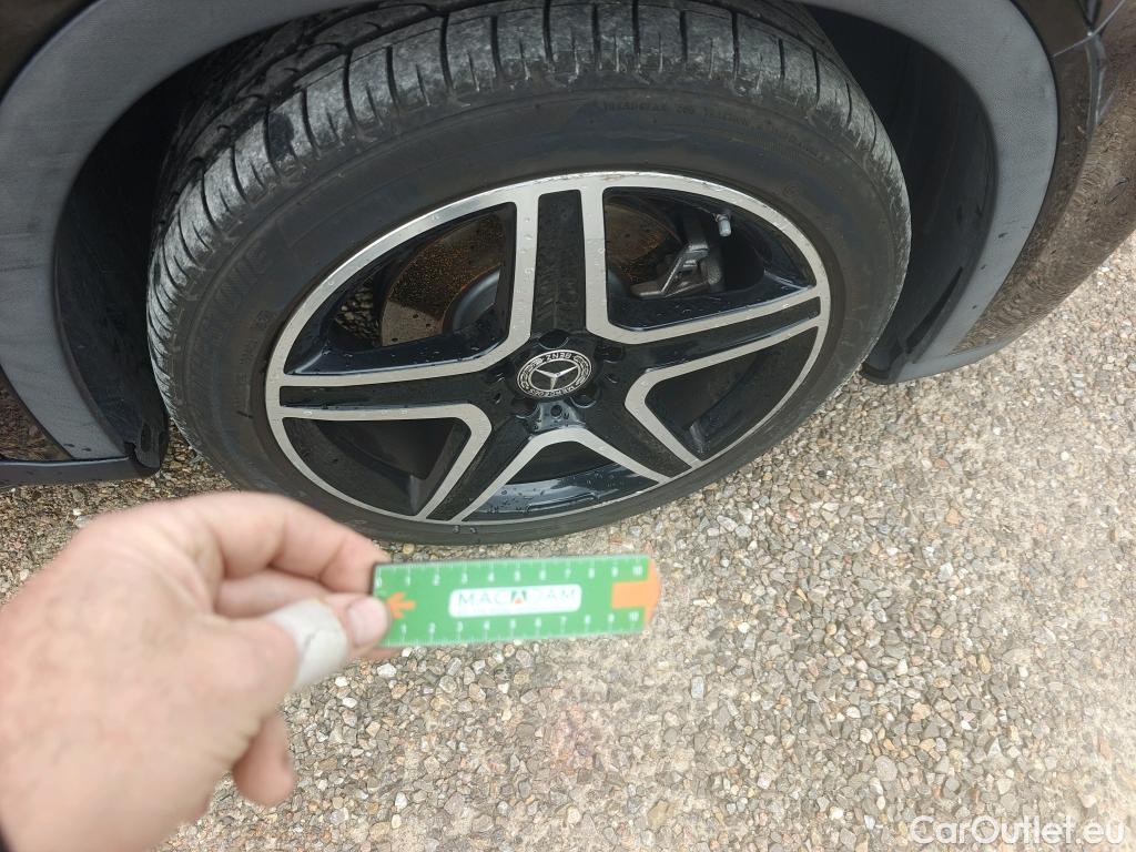  Mercedes  GLA MERCEDES-BENZ CLASE  5p 1G todoterreno  220 d #7