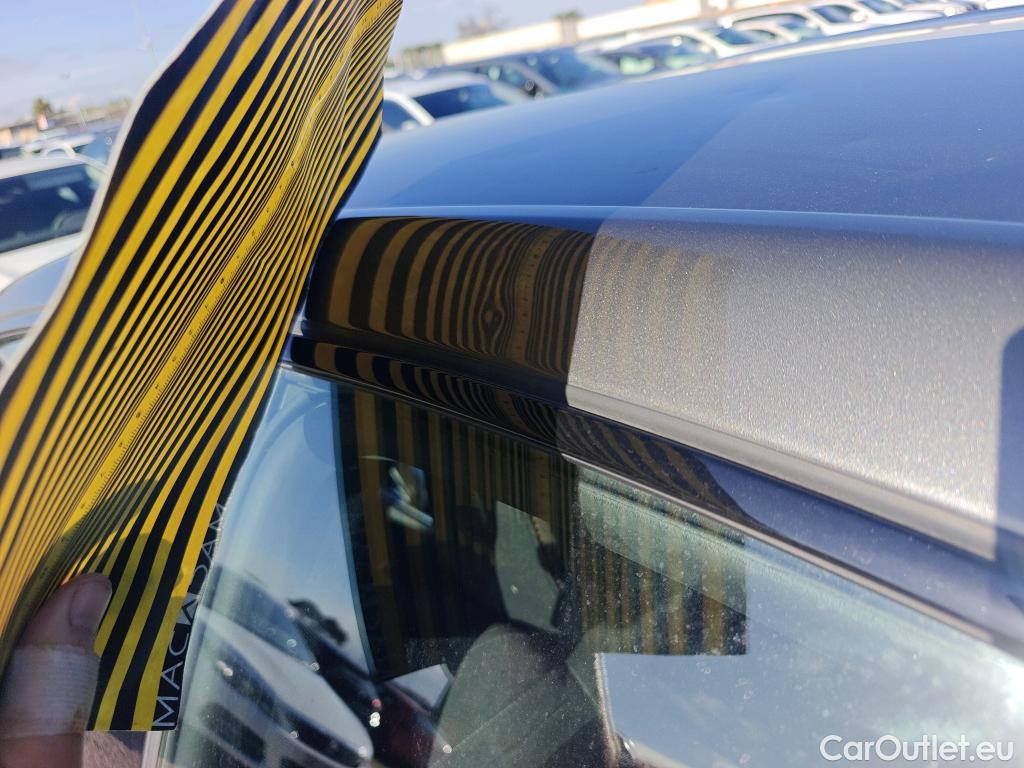  Peugeot  508 PEUGEOT  / 2018 / 5P / berlina con portón 5P Active Pack BlueHDi 130 S&S EAT8 (AC) #18