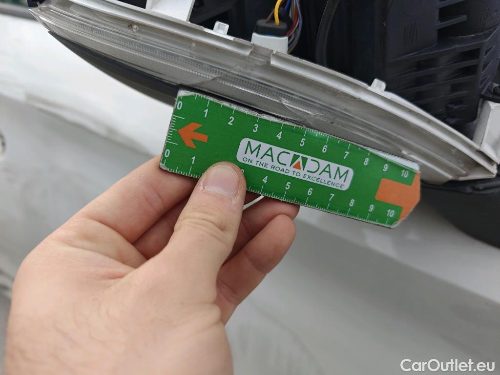  Land Rover  Discovery SEAT Nuevo León / 2020 / 5P / berlina con portón 2.0 TDI 85kW S&S Style Go (AC3) #16