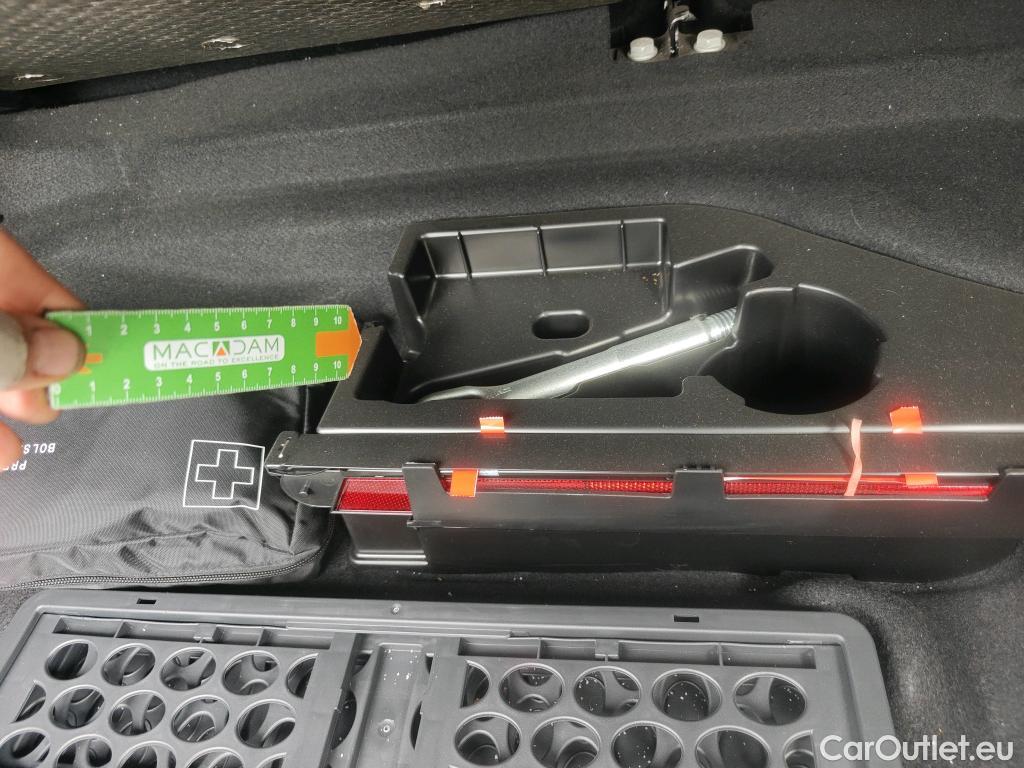  Mercedes  GLA MERCEDES-BENZ CLASE  5p 1G todoterreno  220 d #21