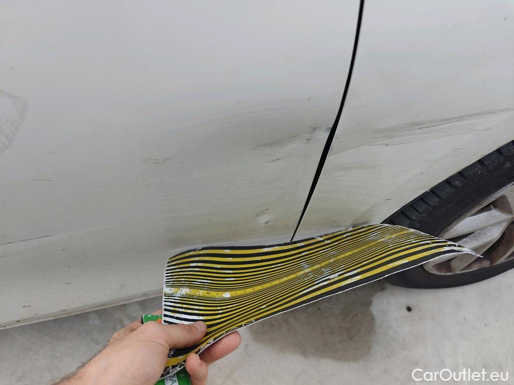  Land Rover  Discovery SEAT Nuevo León / 2020 / 5P / berlina con portón 2.0 TDI 85kW S&S Style Go (AC3) #6