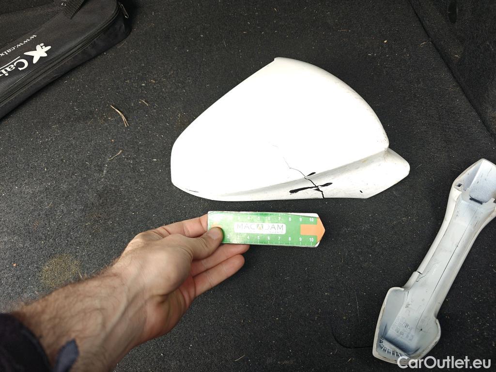  Land Rover  Discovery SEAT Nuevo León / 2020 / 5P / berlina con portón 2.0 TDI 85kW S&S Style Go (AC3) #11