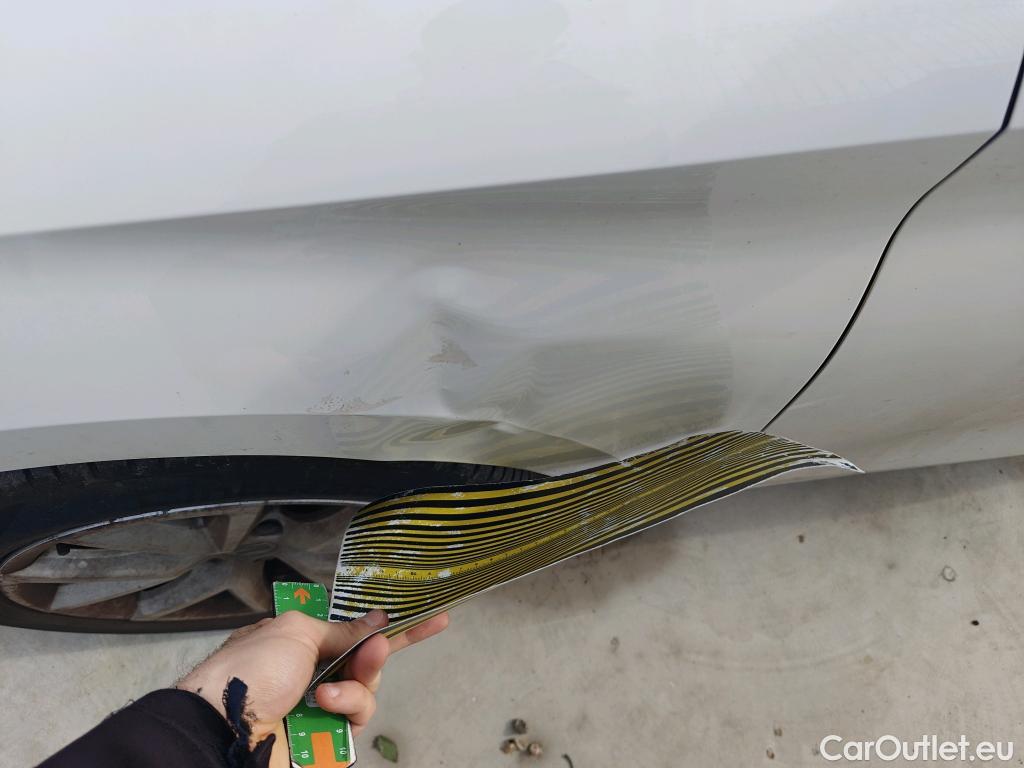  Land Rover  Discovery SEAT Nuevo León / 2020 / 5P / berlina con portón 2.0 TDI 85kW S&S Style Go (AC3) #27