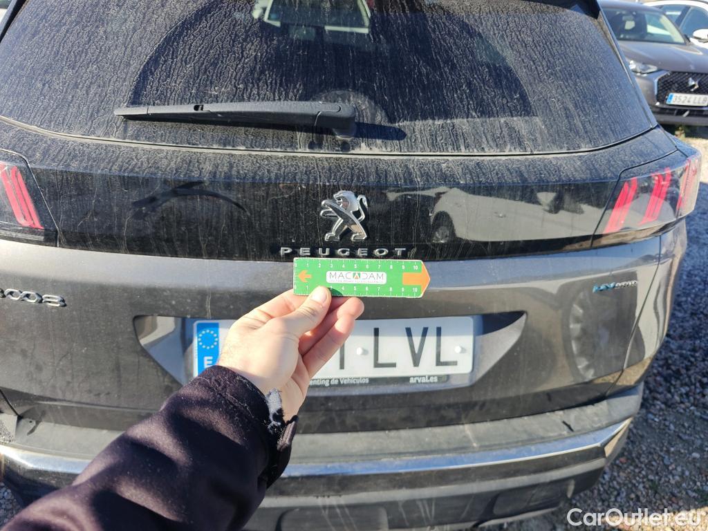  Peugeot  3008 PEUGEOT  Hybrid / 2020 / 5P / todoterreno 225 e-EAT8 Allure (AC2) #36