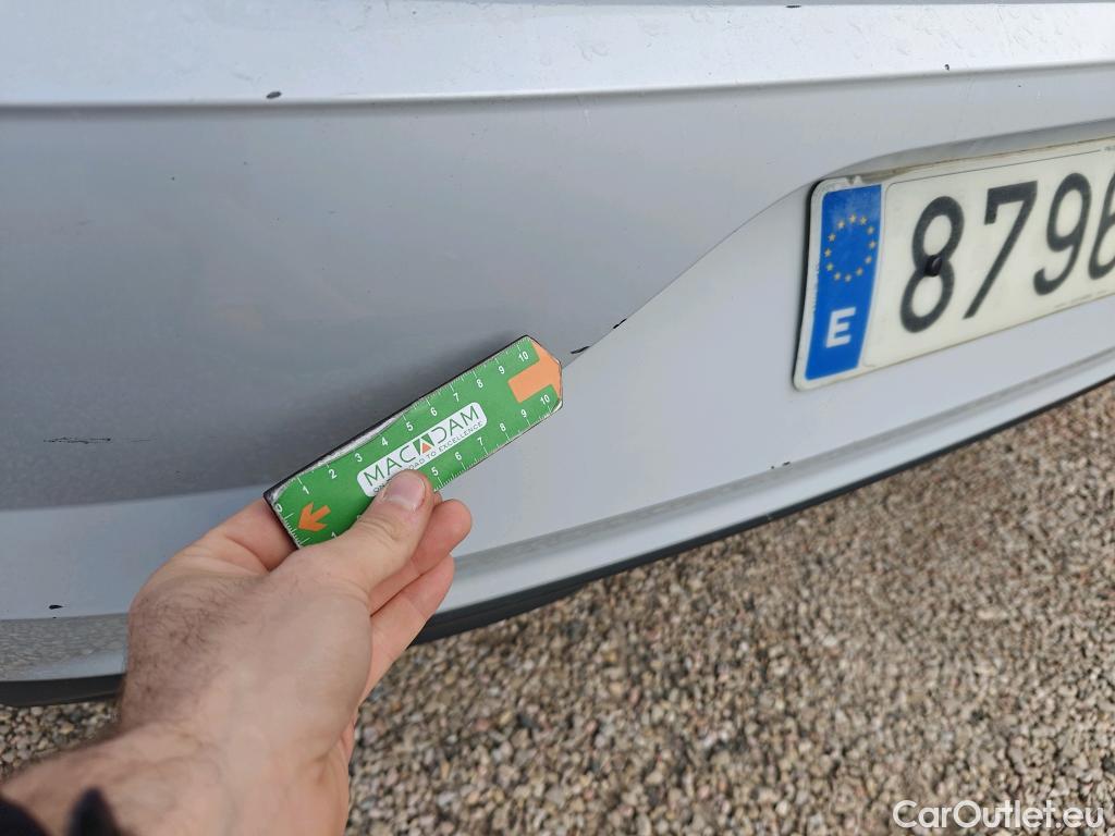  Volkswagen  Polo VOLKSWAGEN  / 2017 / 5P / berlina con portón Advance 1.0 59kW (80CV) #16