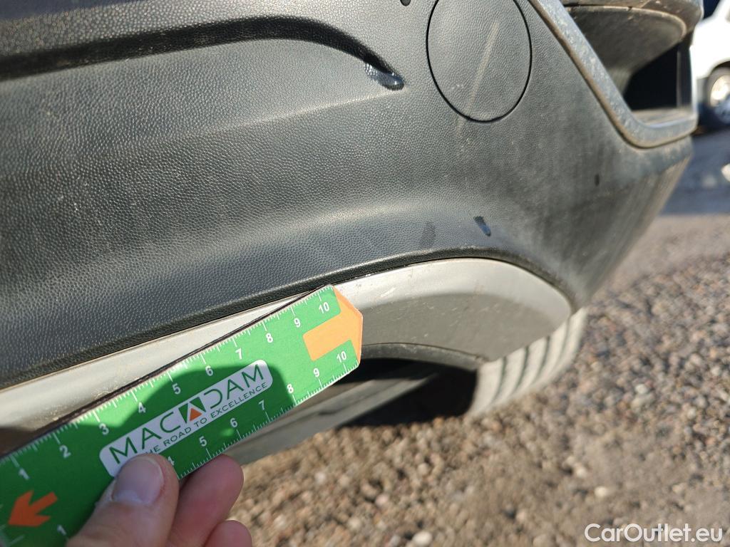  Volkswagen  T-ROC VOLKSWAGEN  / 2017 / 5P / todoterreno Advance 1.0 TSI 81kW (110CV) #14