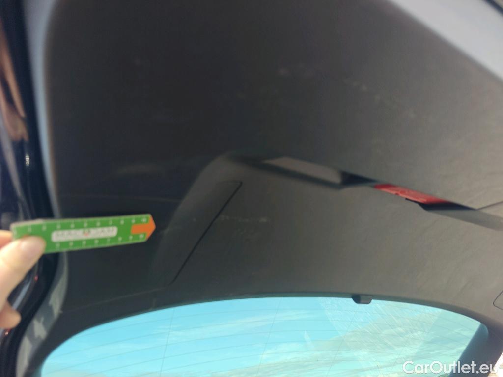  Volkswagen  Tiguan VOLKSWAGEN  / 2020 / 5P / todoterreno Life 2.0 TDI 110kW (150CV) DSG (AC2) #7