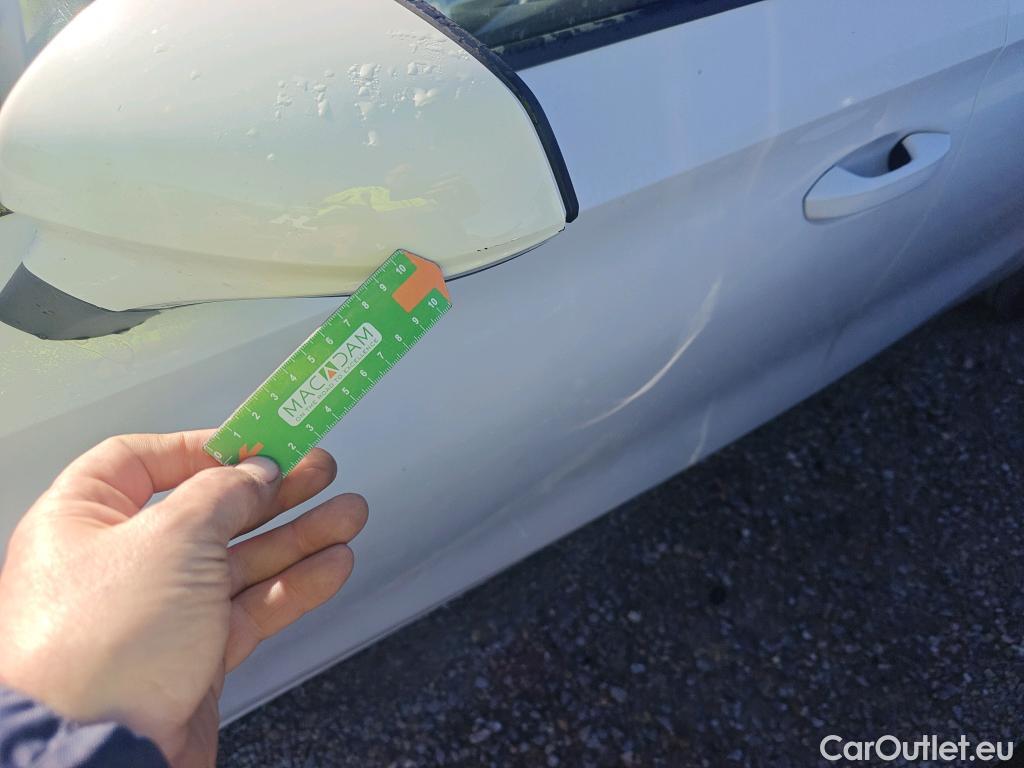  Land Rover  Discovery SEAT Nuevo León / 2020 / 5P / berlina con portón 2.0 TDI 85kW S&S Style Go(SP) #18