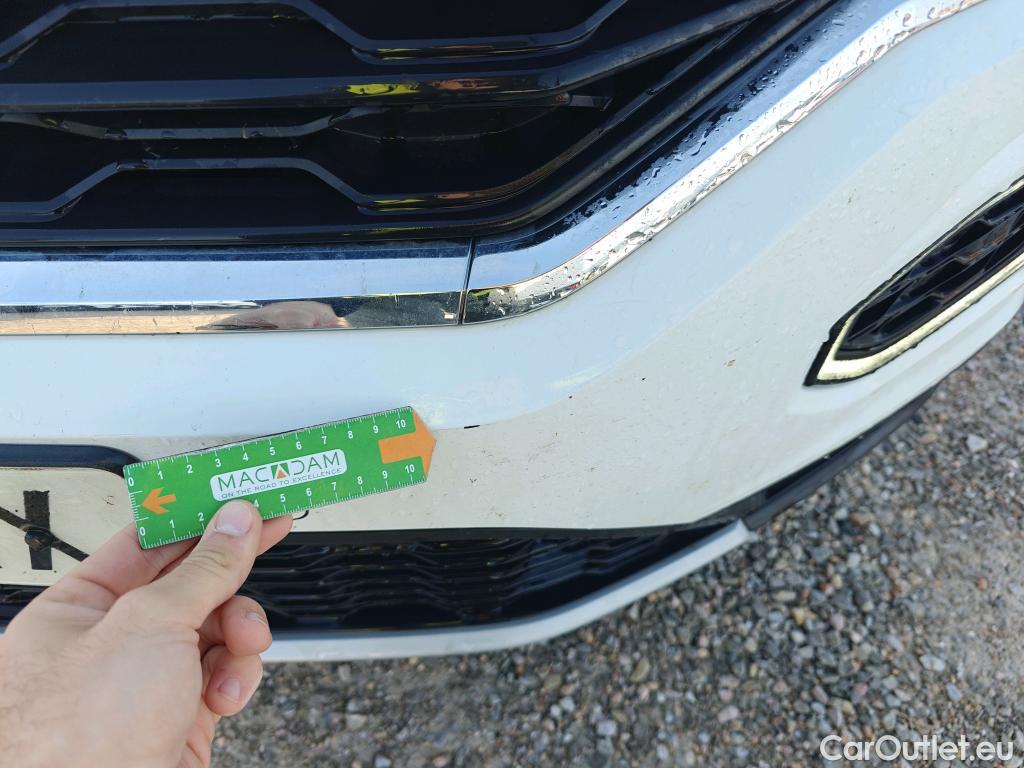  Volkswagen  T-ROC VOLKSWAGEN  / 2017 / 5P / todoterreno Advance 1.0 TSI 81kW (110CV) #23