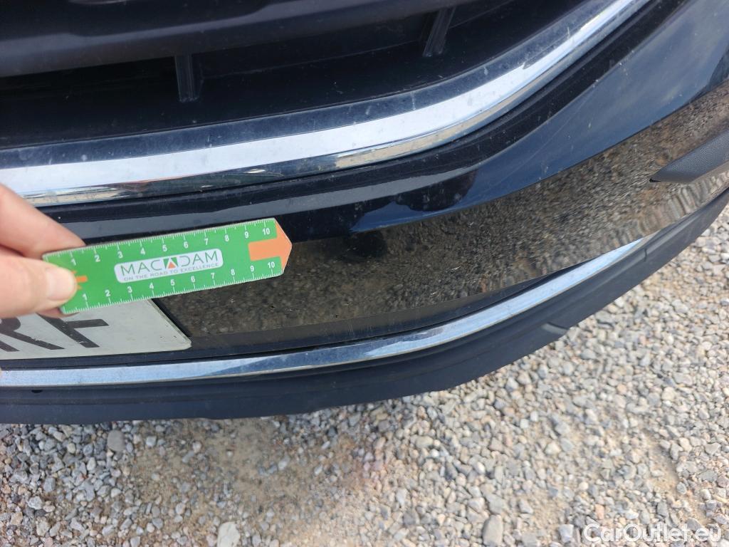  Volkswagen  Tiguan VOLKSWAGEN  / 2020 / 5P / todoterreno Life 2.0 TDI 110kW (150CV) DSG (AC2) #10