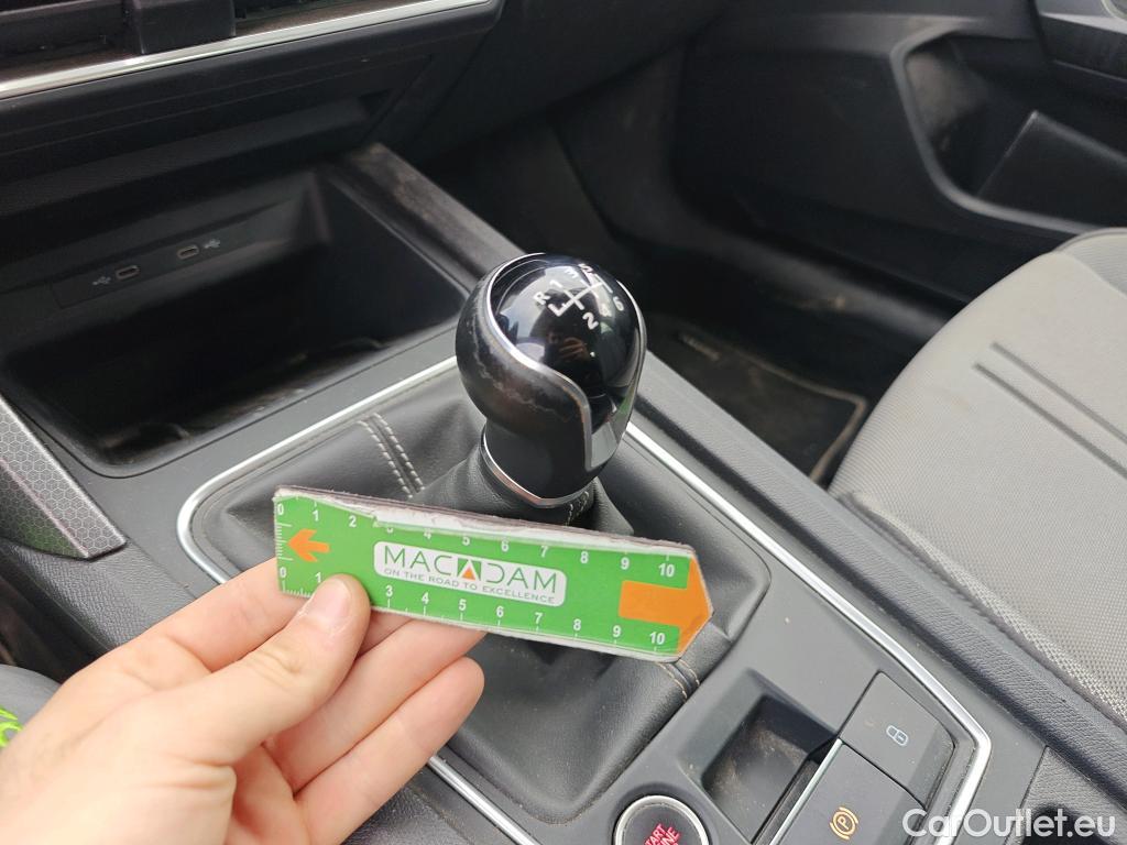  Land Rover  Discovery SEAT Nuevo León / 2020 / 5P / berlina con portón 2.0 TDI 85kW S&S Style Go (AC3) #61