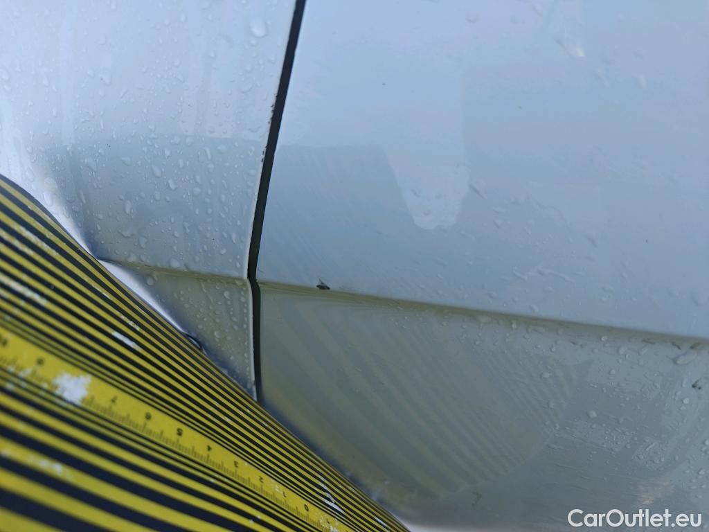  Volkswagen  T-ROC VOLKSWAGEN  / 2017 / 5P / todoterreno Advance 1.0 TSI 81kW (110CV) #34