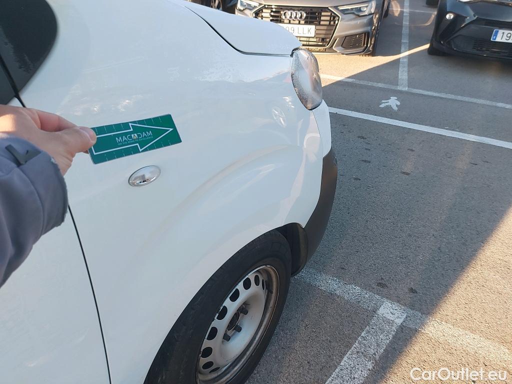  Citroen  Jumpy CITROEN  / 2016 / 4P / furgón Talla XL BlueHDi 120 S&S 6v Club #25