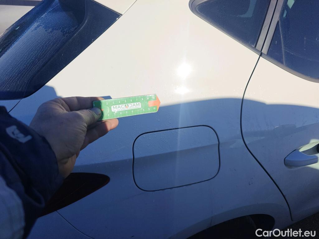  Land Rover  Discovery SEAT Nuevo León / 2020 / 5P / berlina con portón 2.0 TDI 85kW S&S Style Go(SP) #23