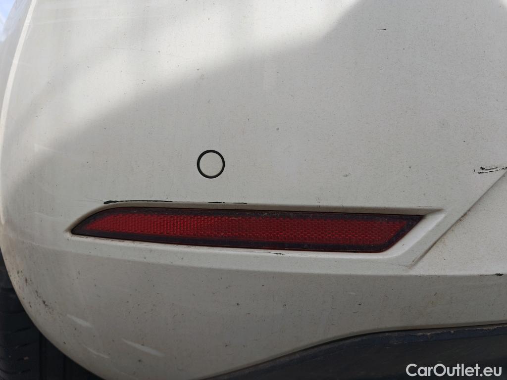  Land Rover  Discovery SEAT Nuevo León / 2020 / 5P / berlina con portón 2.0 TDI 85kW S&S Style Go (AC3) #68