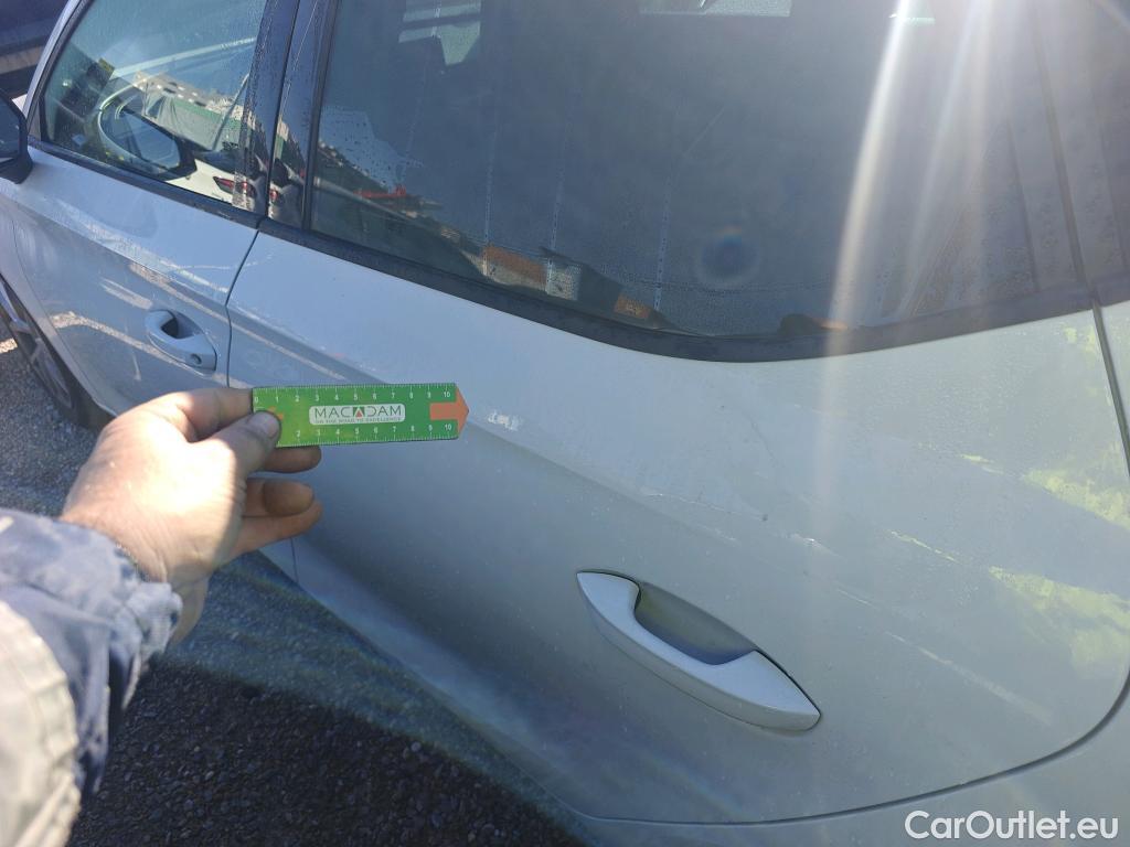  Land Rover  Discovery SEAT Nuevo León / 2020 / 5P / berlina con portón 2.0 TDI 85kW S&S Style Go(SP) #3