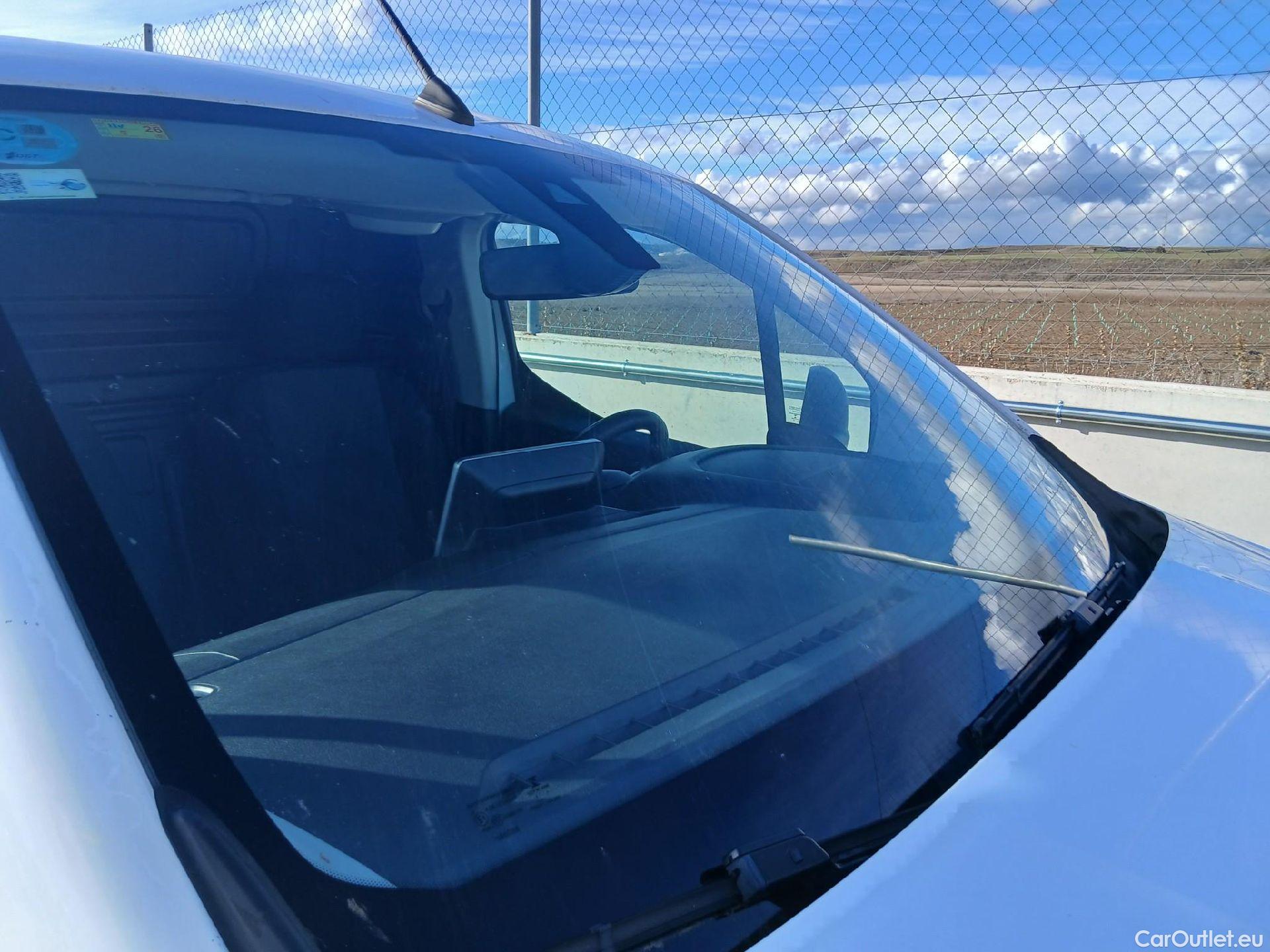  Citroen  Berlingo CITROEN  / 2018 / 3P / furgón derivado de turismo Talla M BlueHDi 100 CONTROL #1