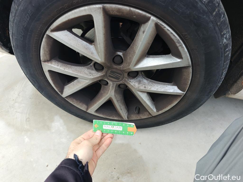  Land Rover  Discovery SEAT Nuevo León / 2020 / 5P / berlina con portón 2.0 TDI 85kW S&S Style Go (AC3) #56