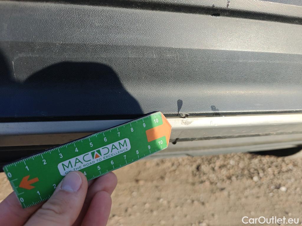  Volkswagen  T-ROC VOLKSWAGEN  / 2017 / 5P / todoterreno Advance 1.0 TSI 81kW (110CV) #12