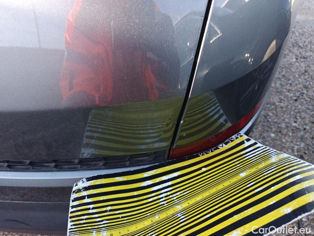  Skoda  Kodiaq SKODA  / 2021 / 5P / todoterreno 1.5 TSI 110KW (150cv) 4x2 Ambition #5