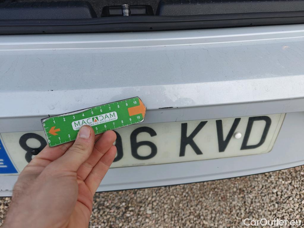  Volkswagen  Polo VOLKSWAGEN  / 2017 / 5P / berlina con portón Advance 1.0 59kW (80CV) #15