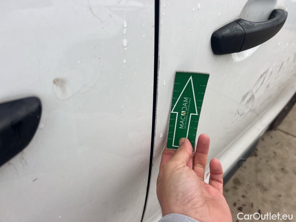  Citroen  Jumpy CITROEN  / 2016 / 4P / furgón Talla M BlueHDi 100 S&S 6v Control #26