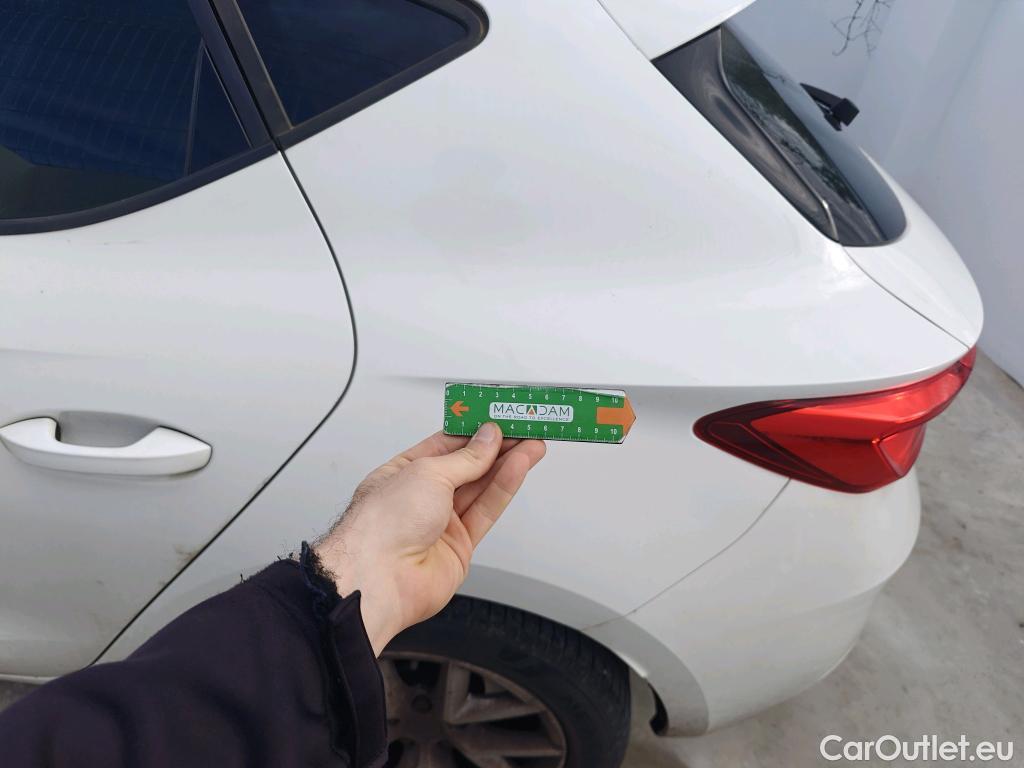  Land Rover  Discovery SEAT Nuevo León / 2020 / 5P / berlina con portón 2.0 TDI 85kW S&S Style Go (AC3) #73