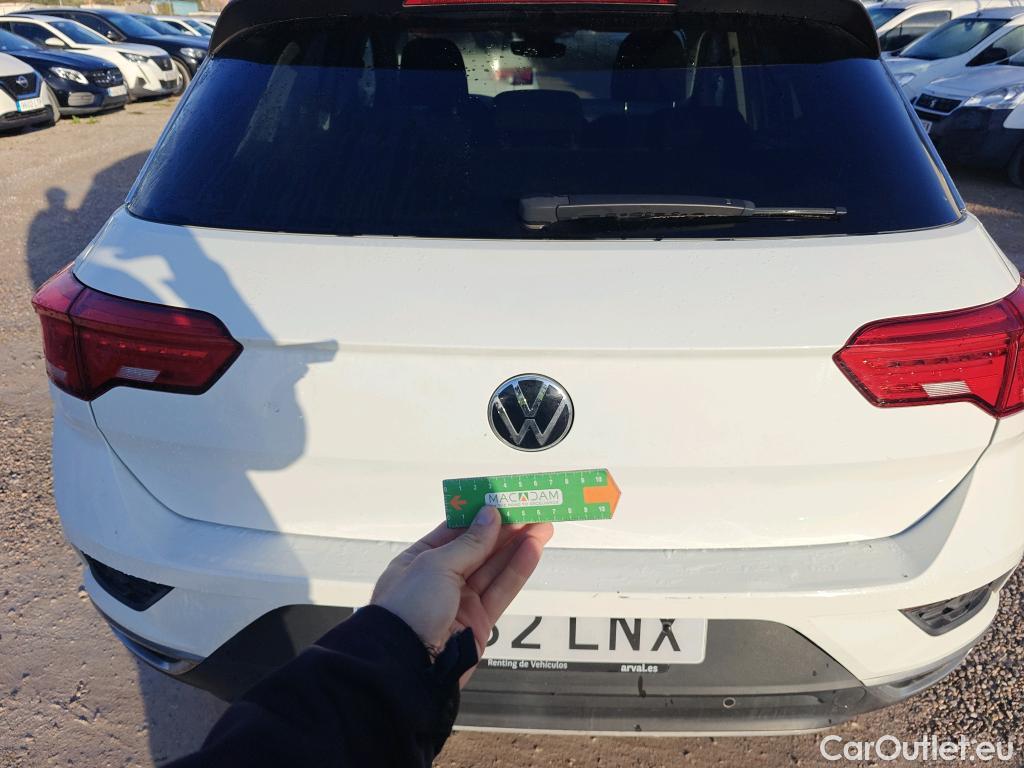  Volkswagen  T-ROC VOLKSWAGEN  / 2017 / 5P / todoterreno Advance 1.0 TSI 81kW (110CV) #4