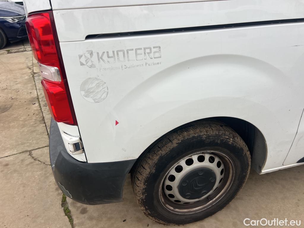  Citroen  Jumpy CITROEN  / 2016 / 4P / furgón Talla M BlueHDi 100 S&S 6v Control #22