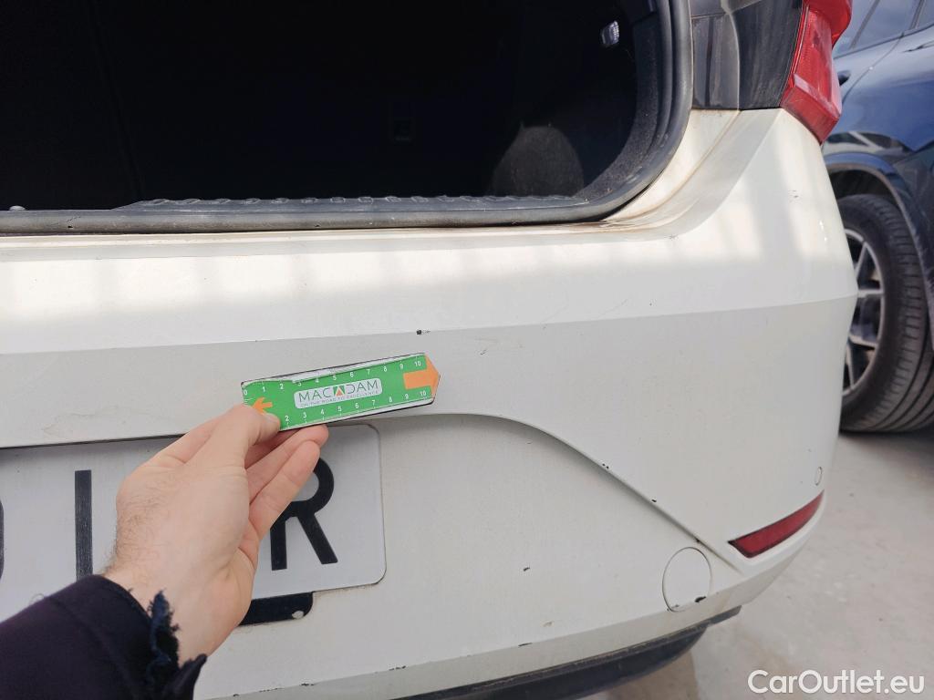  Land Rover  Discovery SEAT Nuevo León / 2020 / 5P / berlina con portón 2.0 TDI 85kW S&S Style Go (AC3) #67