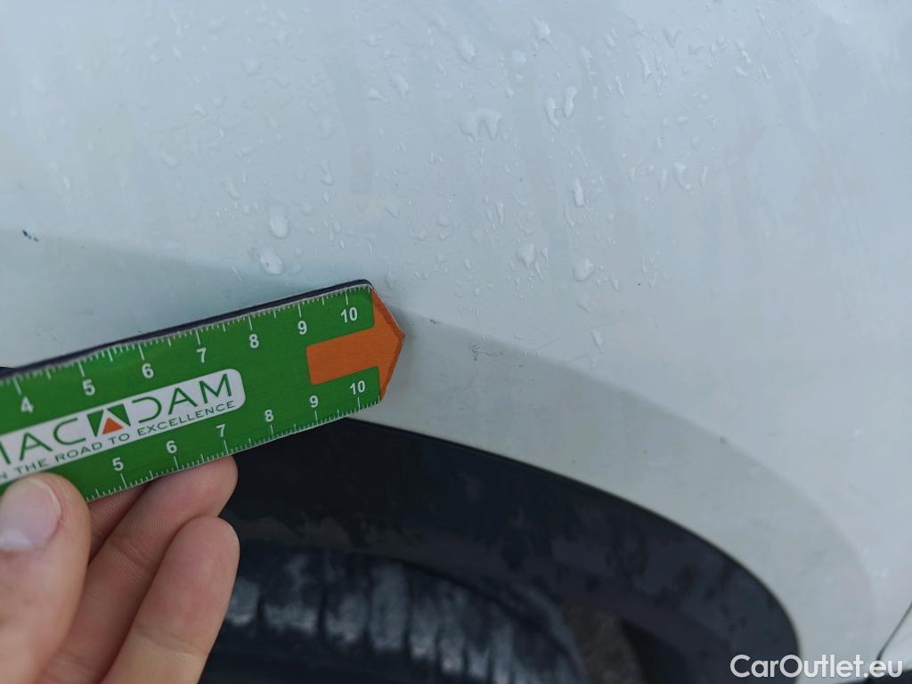  Volkswagen  T-ROC VOLKSWAGEN  / 2017 / 5P / todoterreno Advance 1.0 TSI 81kW (110CV) #48