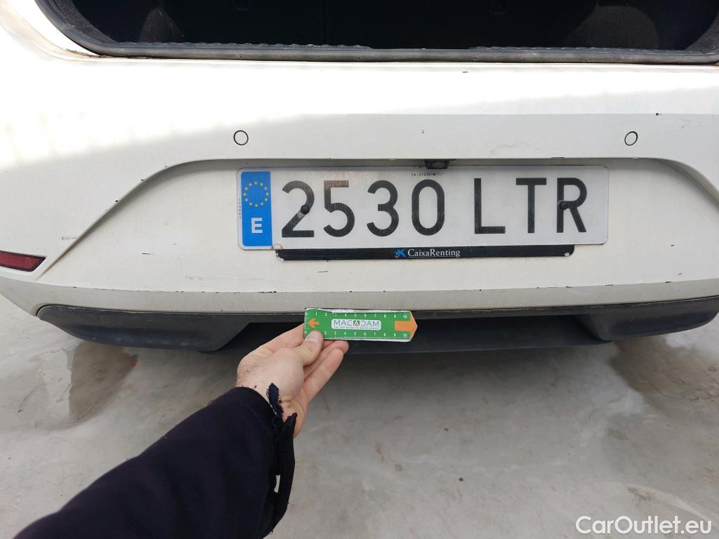  Land Rover  Discovery SEAT Nuevo León / 2020 / 5P / berlina con portón 2.0 TDI 85kW S&S Style Go (AC3) #64