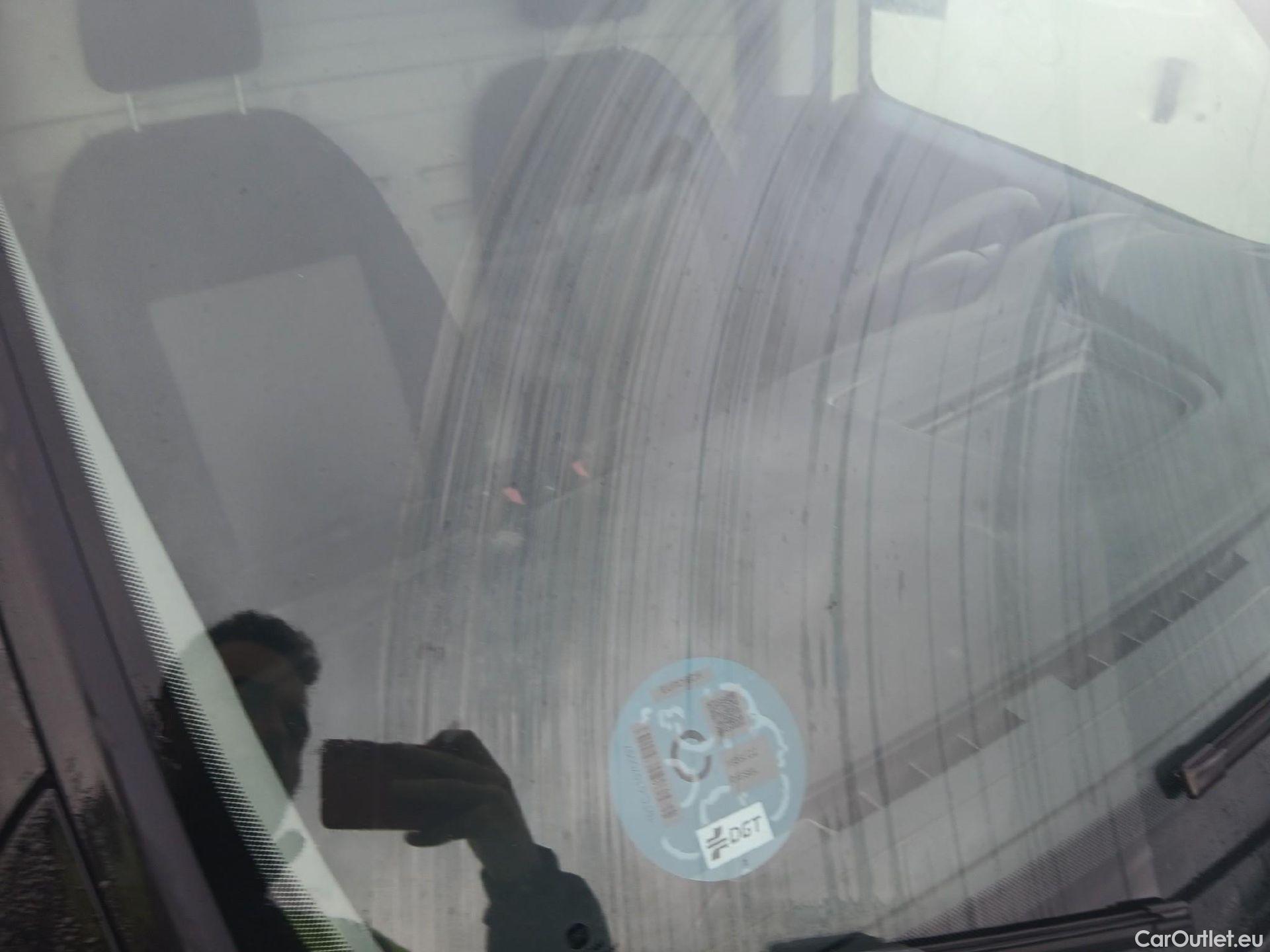  Fiat  Doblo FIAT Doblò Cargo/2015/4P/furgón derivado de turismo Cargo SX 1.3 Mjet 70 kW (95 CV) #4