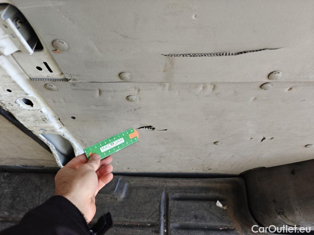  Ford  Transit FORD  / 2013 / 4P / furgón 350 96kW L3H2 Van Trend FWD MHEV #38