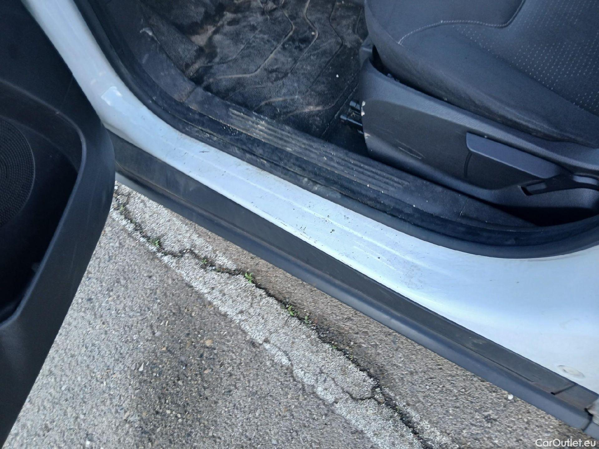  Ford  Transit FORD  Courier/2014/4P/furgón der.turis Van 1.5 TDCi 75kW Trend #7