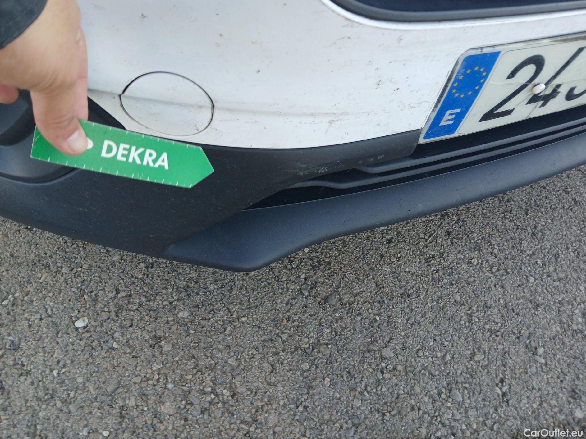  Ford  Transit FORD  Courier/2014/4P/furgón der.turis Van 1.5 TDCi 75kW Trend #23