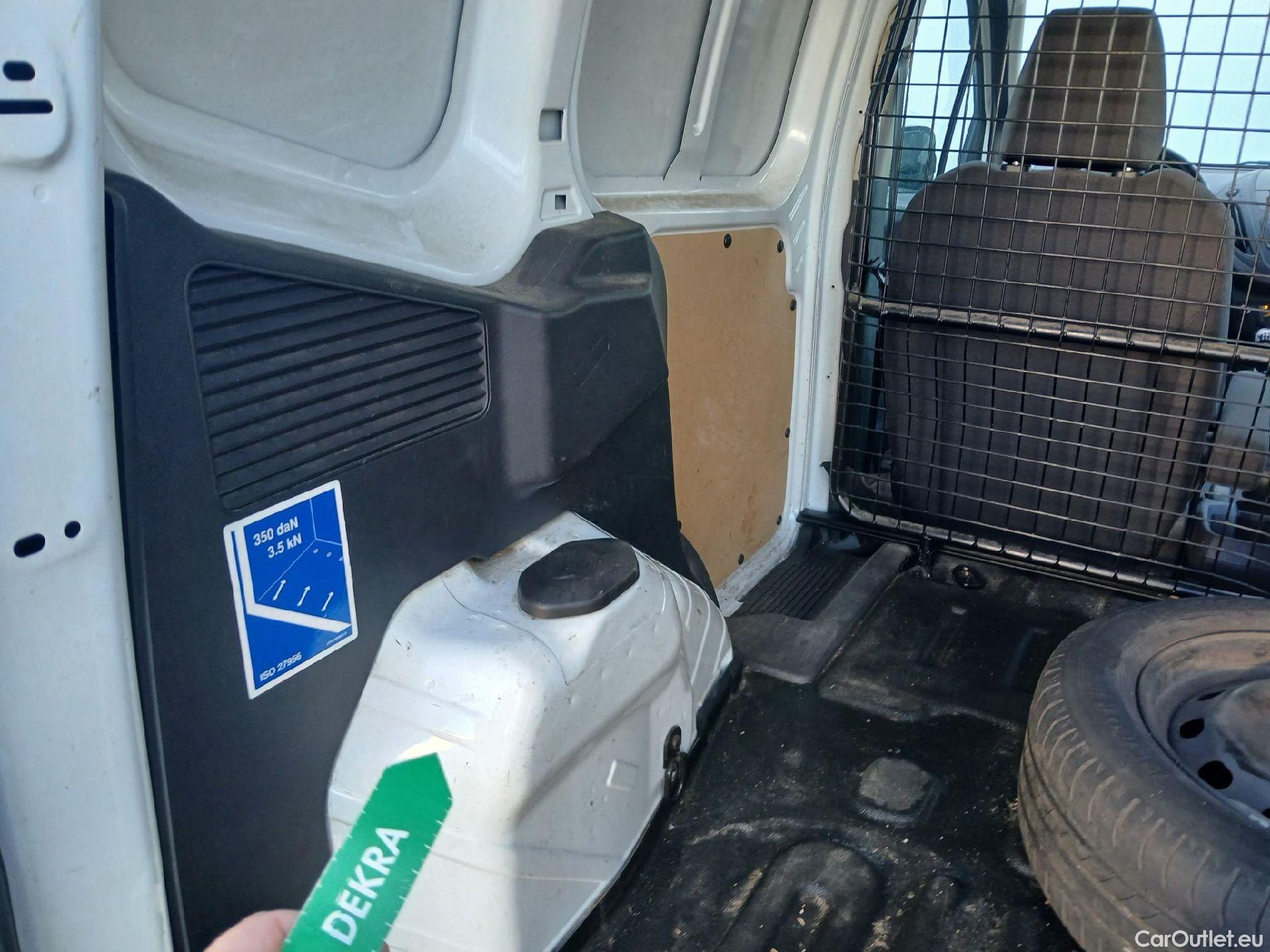  Ford  Transit FORD  Courier/2014/4P/furgón der.turis Van 1.5 TDCi 75kW Trend #11