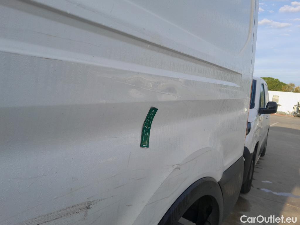  Ford  Transit FORD  / 2013 / 4P / furgón 350 96kW L3H2 Van Trend FWD MHEV #2